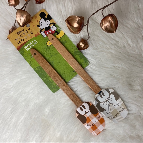 DISNEYLAND DISNEY MINNIE MICKEY MOUSE KITCHEN SET - Picture 3 of 3